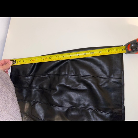 𝗦𝗢𝗟𝗗. - Picture 5 of 6